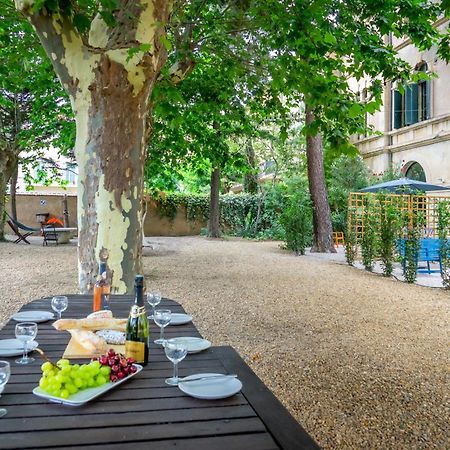 Couvent Des Ursulines: Historic Pezenas Retreat for Families and Groups Villa Exterior photo