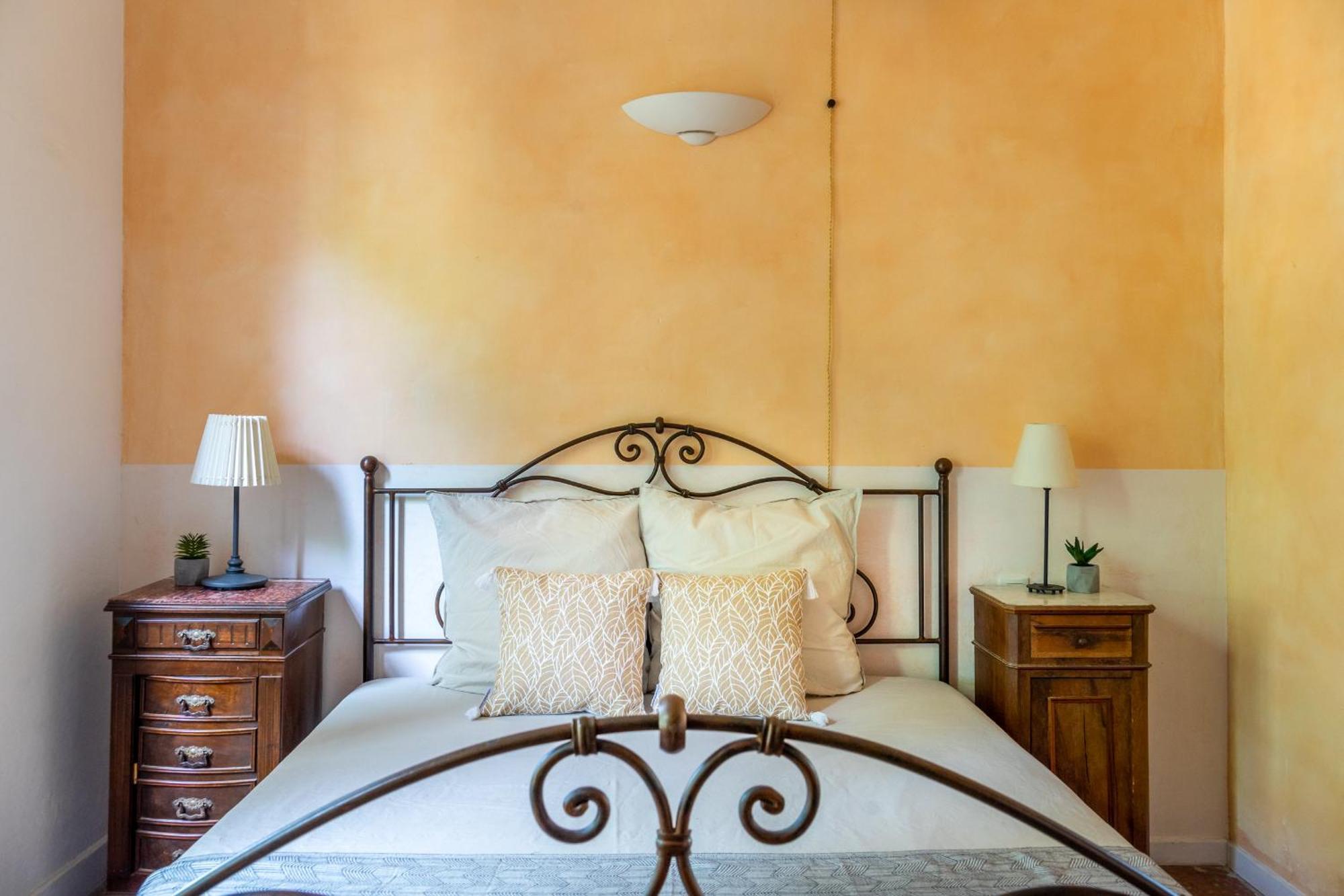 Couvent Des Ursulines: Historic Pezenas Retreat for Families and Groups Villa Room photo