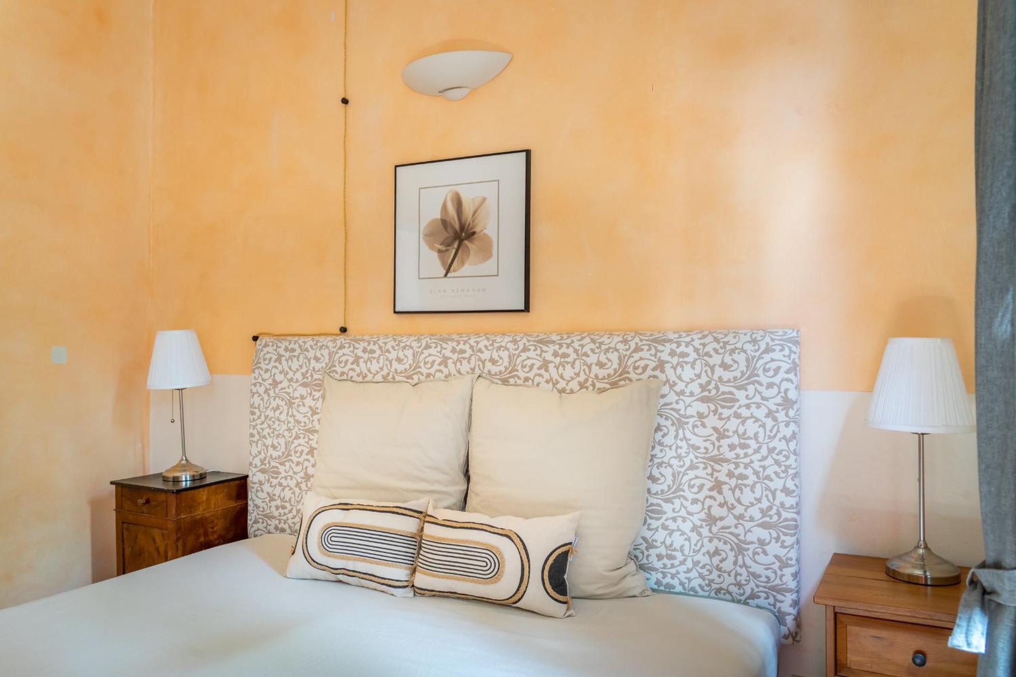 Couvent Des Ursulines: Historic Pezenas Retreat for Families and Groups Villa Room photo