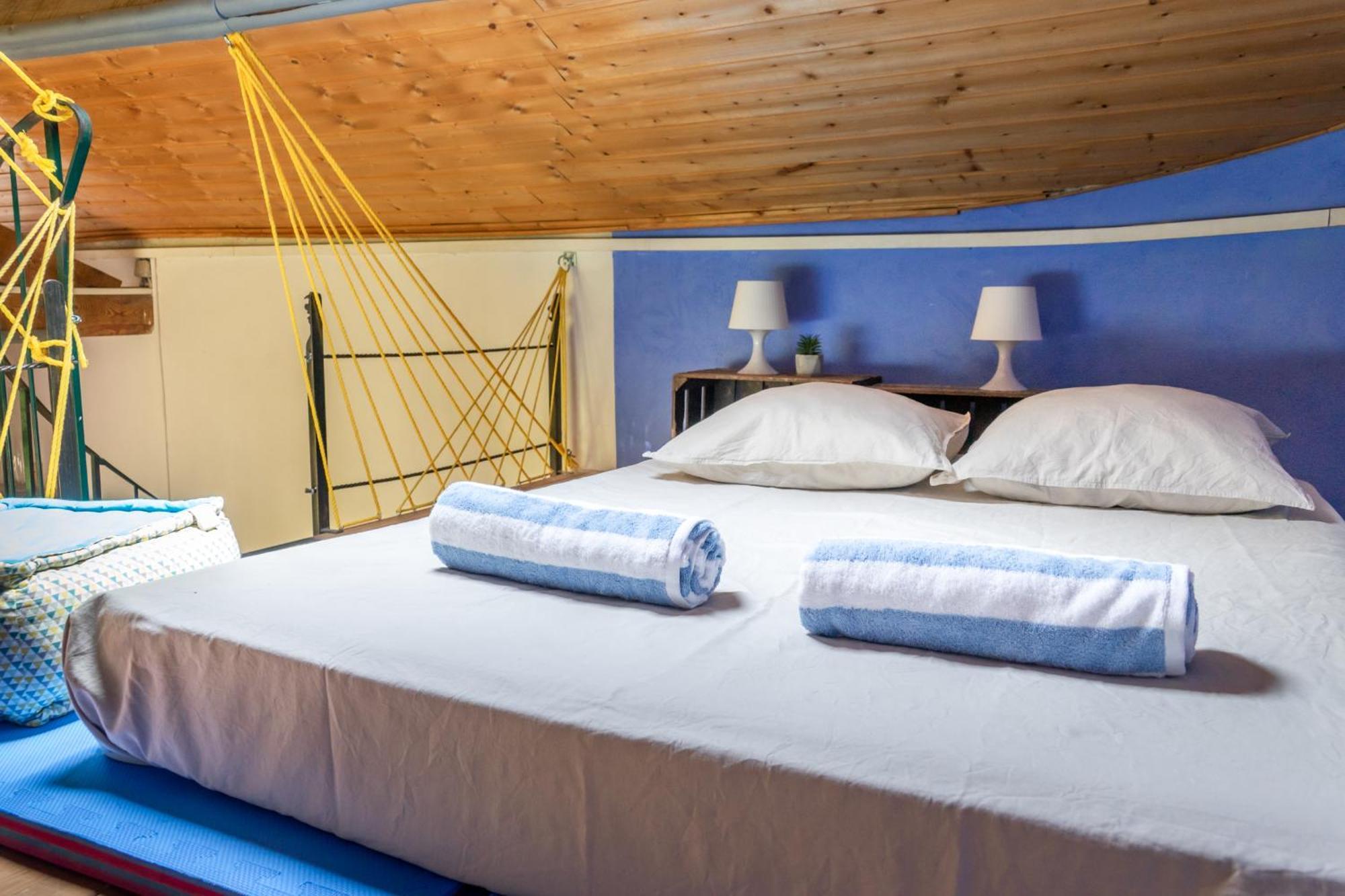 Couvent Des Ursulines: Historic Pezenas Retreat for Families and Groups Villa Room photo