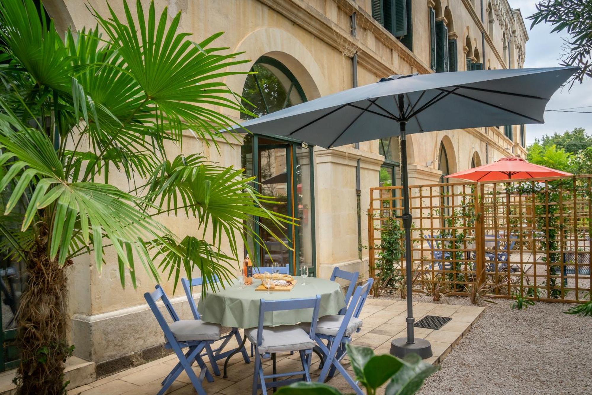 Couvent Des Ursulines: Historic Pezenas Retreat for Families and Groups Villa Room photo